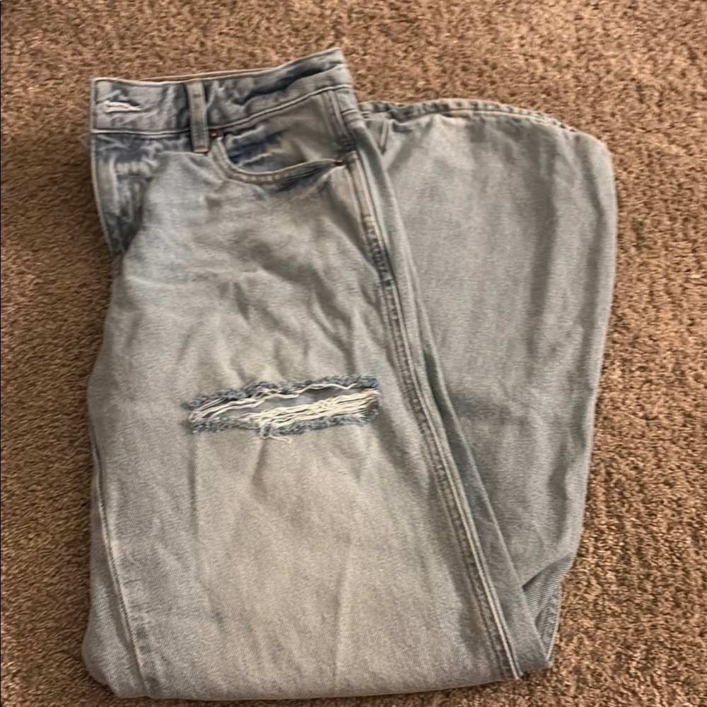 PacSun Light Blue Ripped Boyfriend Jeans